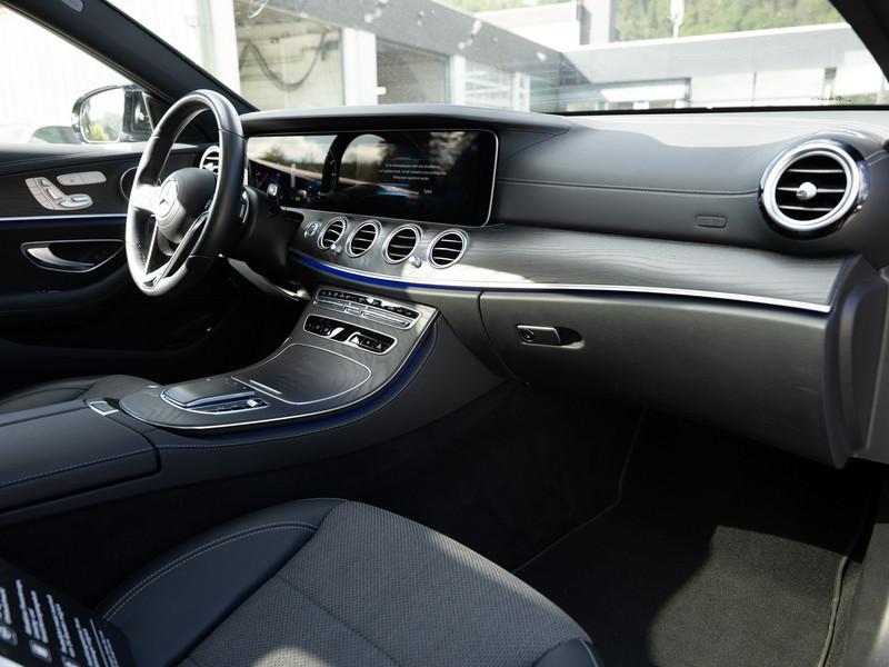 Mercedes-Benz E 300 de 4M T Avantgarde/360/Pano/AHK/Memo/Distr