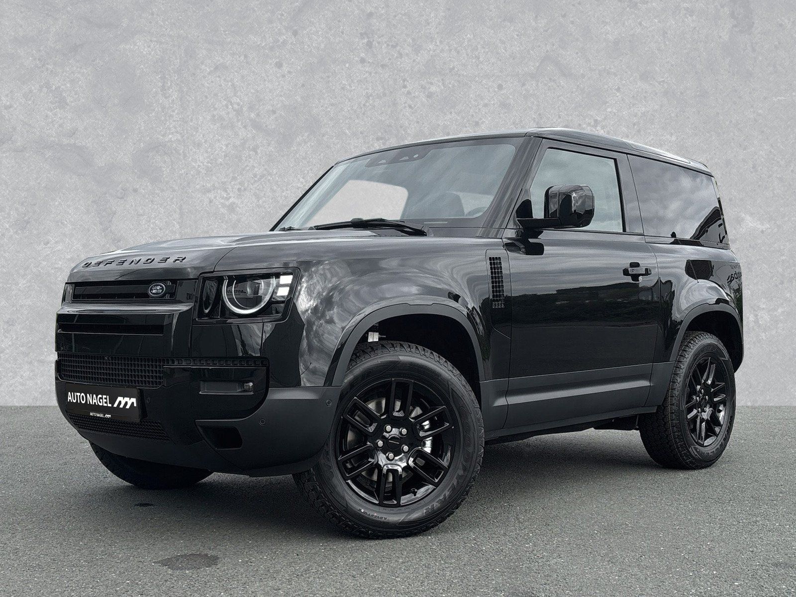 Land Rover Defender 90 D200 S 19 AT-Reifen AHK Black-Paket foto 1