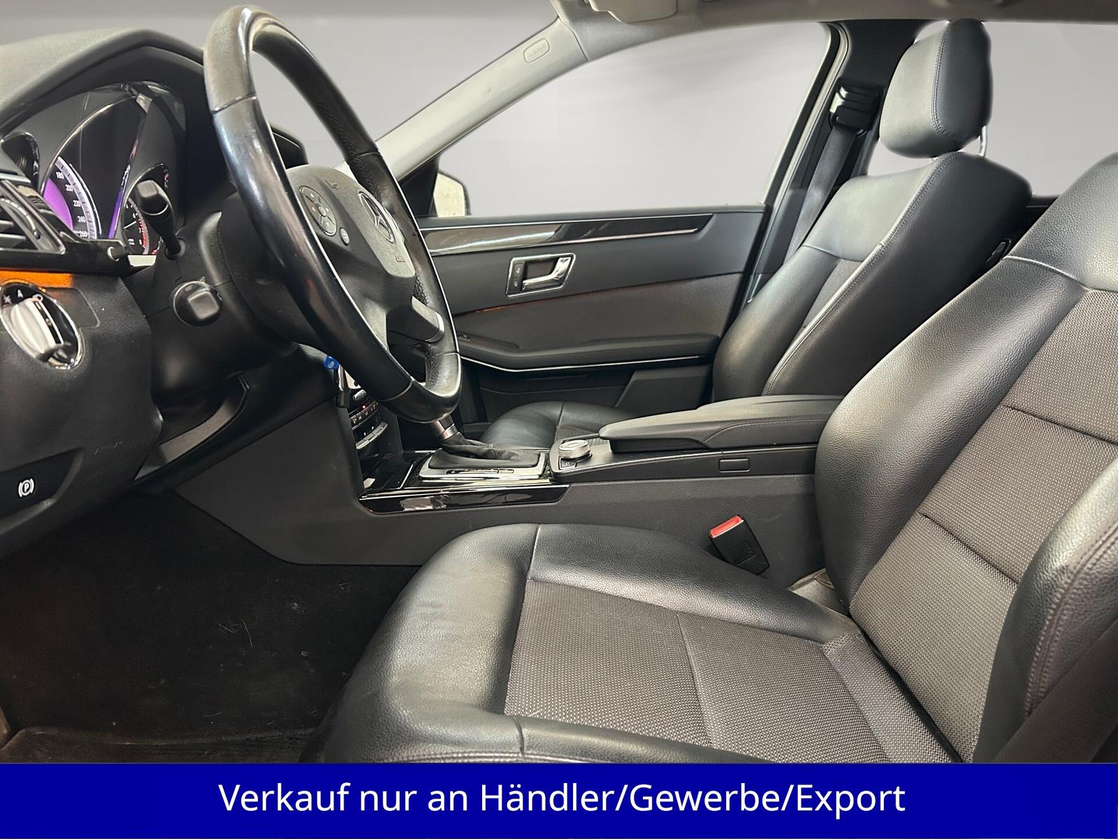 Mercedes-Benz E200 2010 — photo 9
