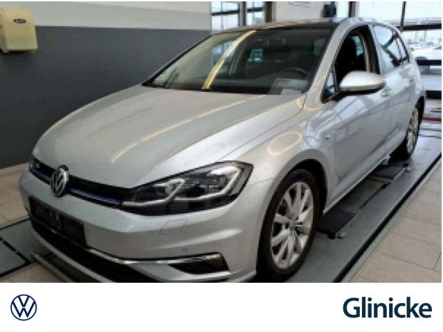 Volkswagen Golf VII 1.5 TSI BlueMotion Highline NAVI, PANO,