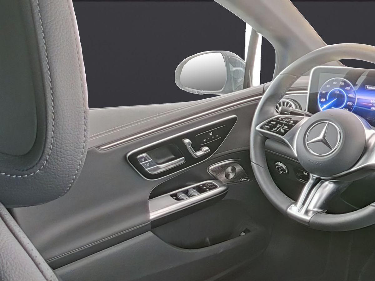 Mercedes-Benz EQE 300 AMG PREM PANO AHK 360 DISTR eNP 92.000 foto 4