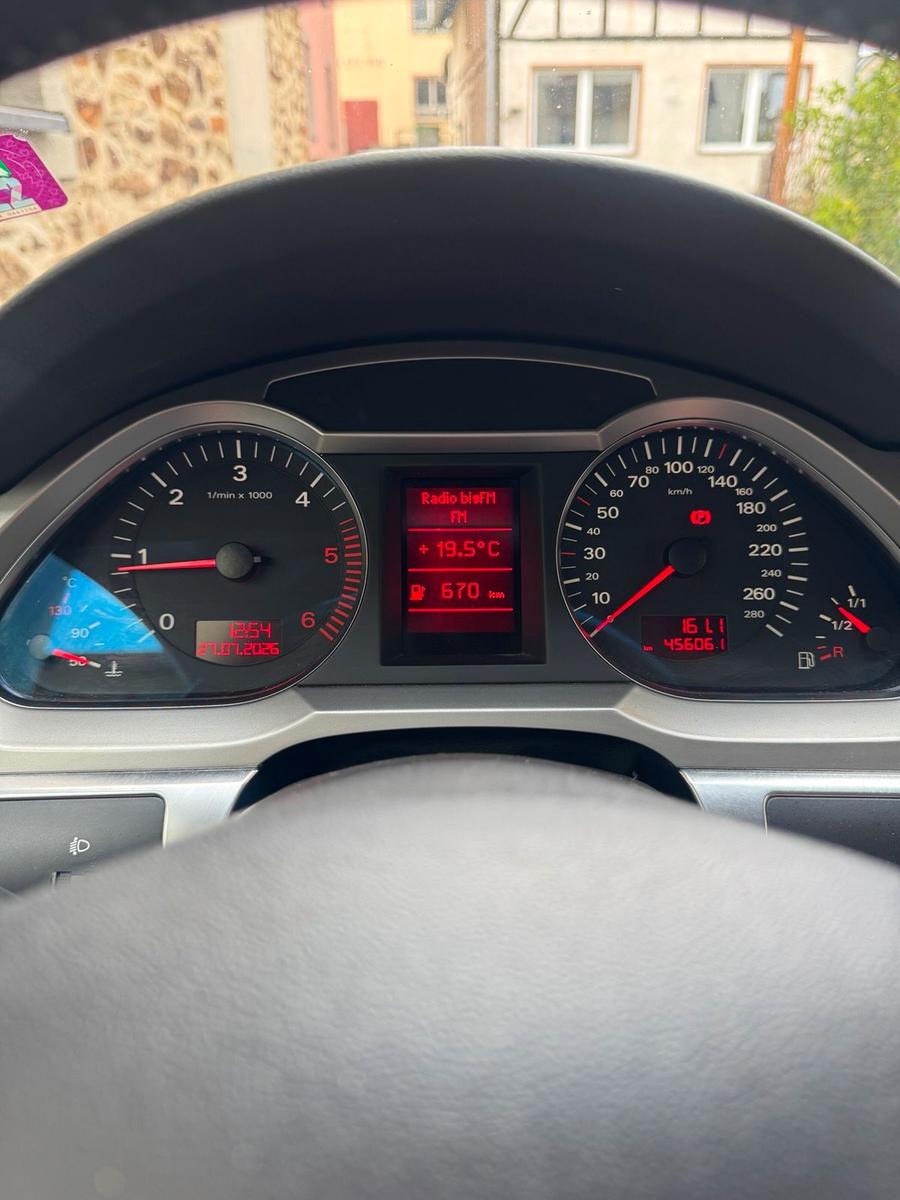 Audi A6 2006 — photo 12