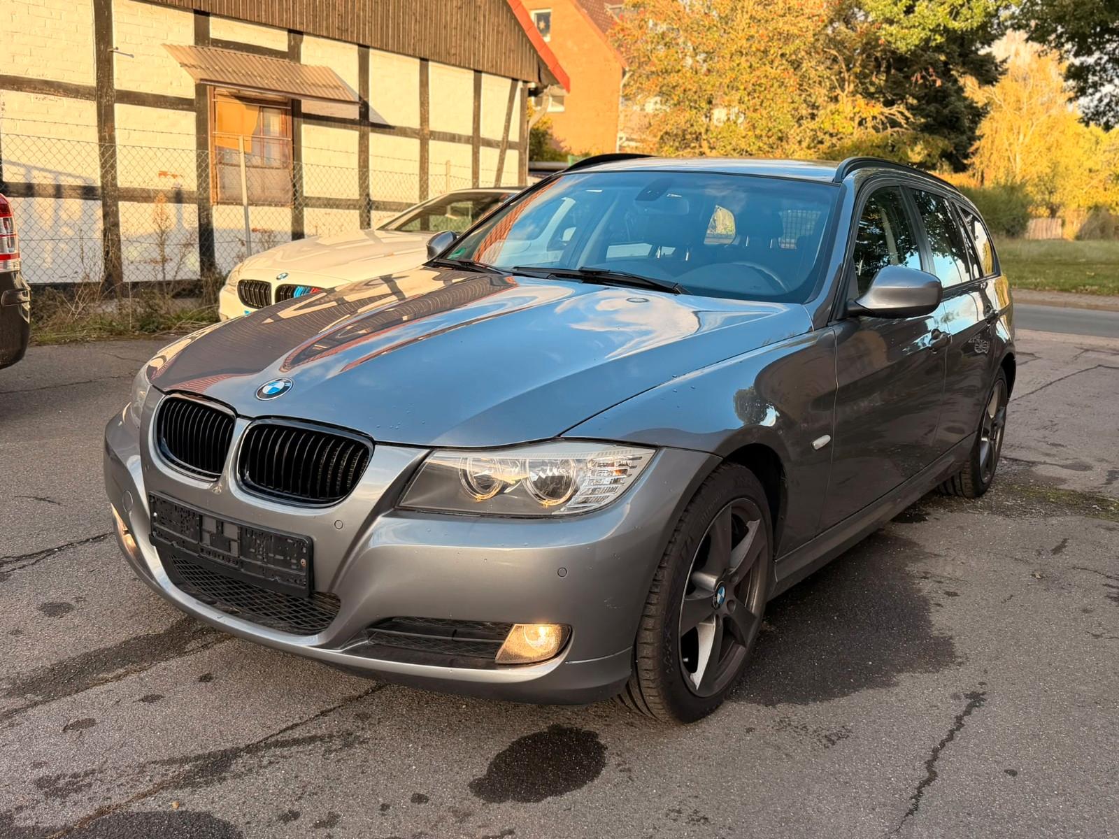 BMW 320, 2011