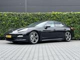 Porsche Panamera 4.8 4S, panorama dach LUCHTVERING, SPOR - Porsche Panamera mit Benzin-Antrieb: Panorama Dach