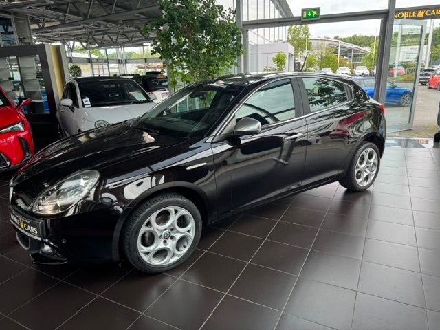 Fahrzeugabbildung Alfa Romeo Giulietta KLIMA XENON NAVI ALU
