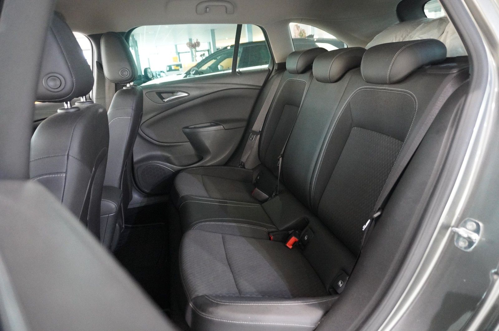 Fahrzeugabbildung Opel Astra K ST 1.4T INNOV. NAVI/LED/KAMERA/SPORT/AHK