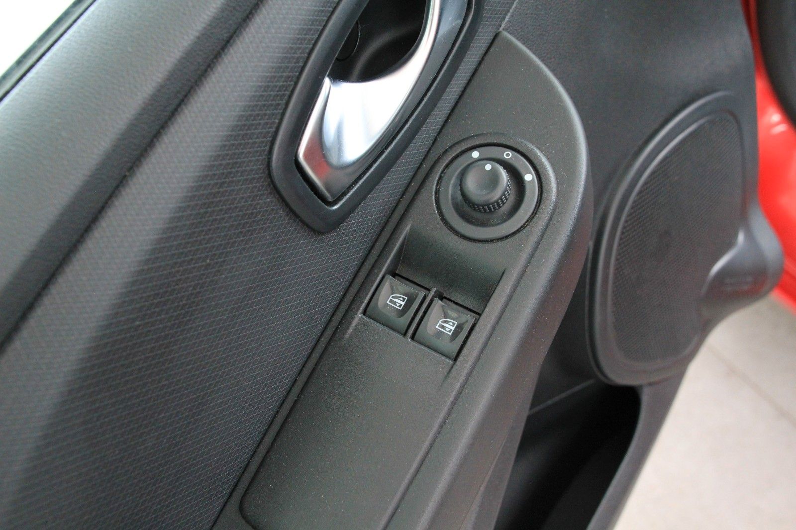 Fahrzeugabbildung Renault Clio 1,2 Expression
