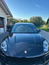 Porsche Macan  - Porsche Gebrauchtwagen in Rosenheim