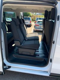 Bild 25 Opel Vivaro Kombi XL 9 Sitze 8 AT 3 Jahre Garantie