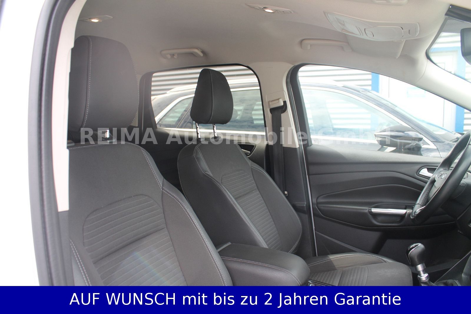Fahrzeugabbildung Ford Kuga Titanium, 4x4, Winterpaket