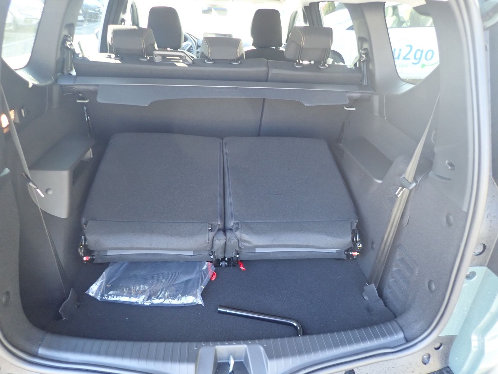 Fahrzeugabbildung Dacia Jogger TCe 110 EXTREME+/7-SITZ/SHZ/EPH/RFK/NAVI/