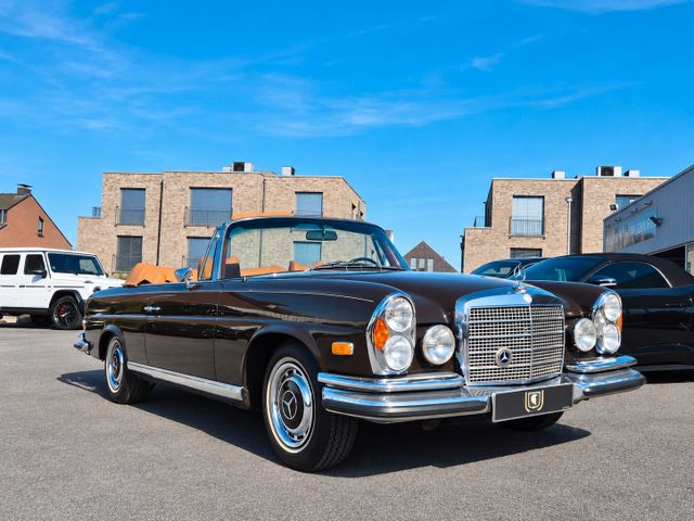 Mercedes-Benz 280 SE Werkscabriolet/20 Jahre in Dr. Hand