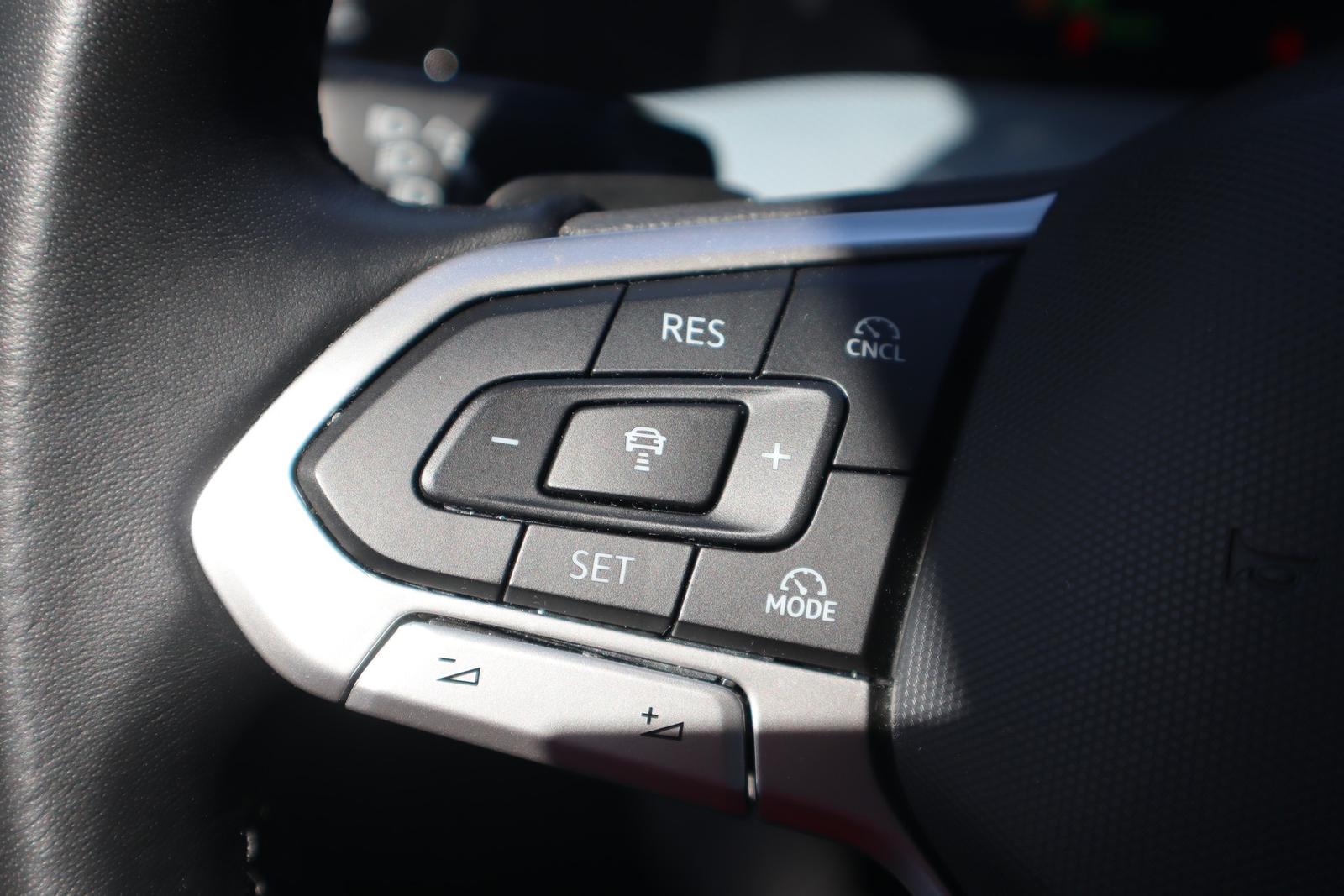 Volkswagen Golf VIII 1.5 eTSI Goal LED Navi ACC Sitzheizung, миниатюра 13