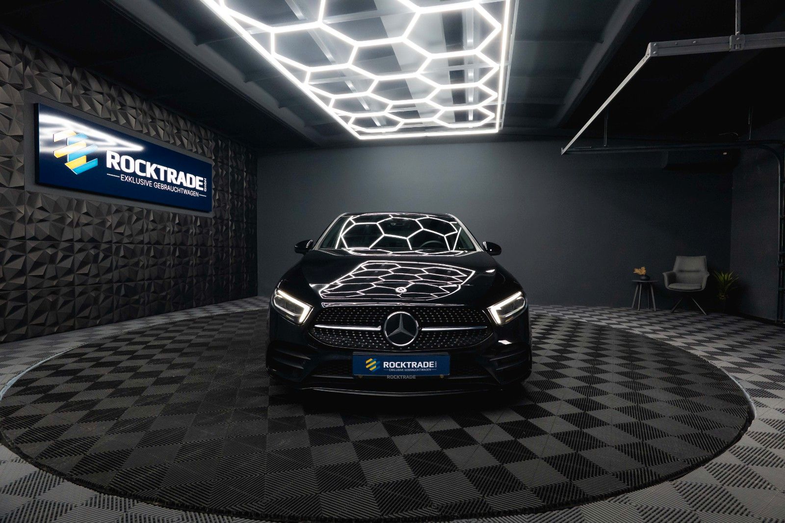 Fahrzeugabbildung Mercedes-Benz A 250 AMG Line Night-Paket *ACC*Head Up*DAB*19%*