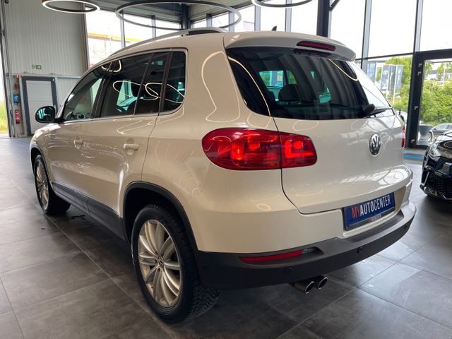 Volkswagen Tiguan Life BM 4Motion *NAVI*KLIMA*PANO*TEMPOMAT