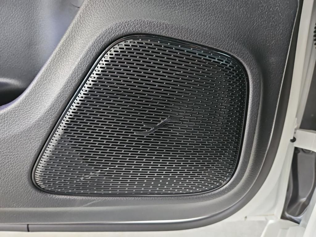 Fahrzeugabbildung Mercedes-Benz CLA 200 SB +AMG+AHK+STANDHEIZUNG+SOUND+DISTRONIC
