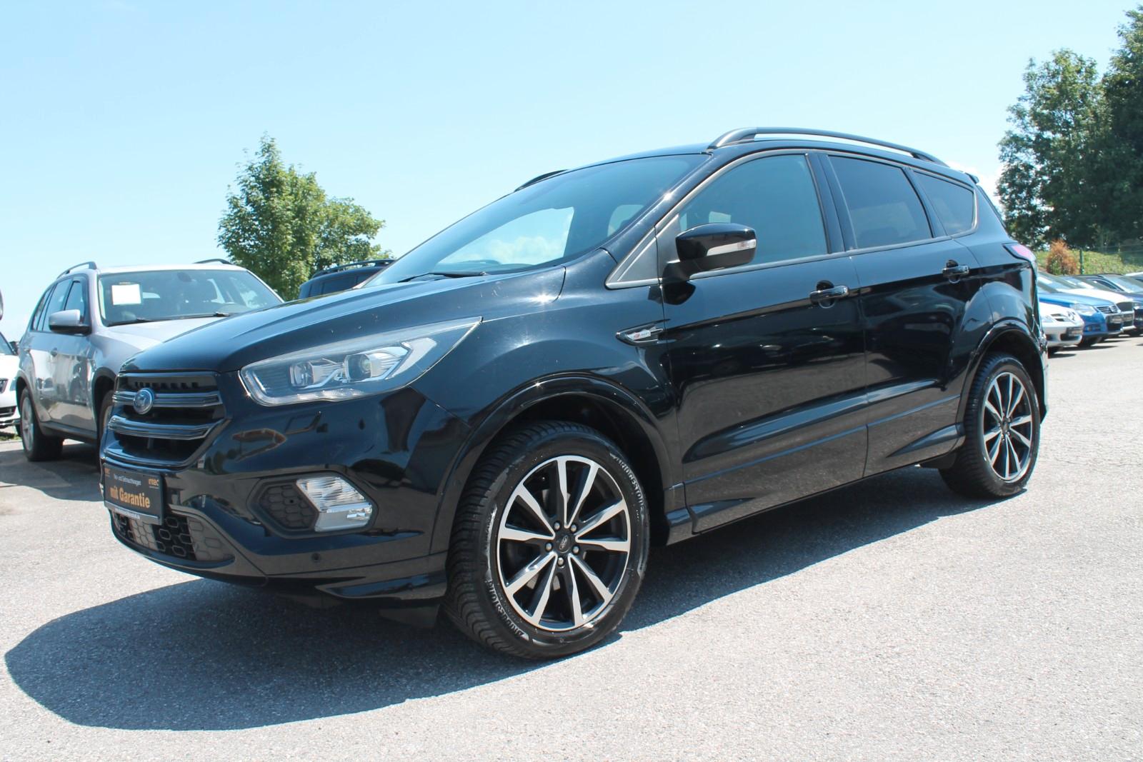 Ford Kuga ST-Line 1,5 KLIMATR NAVI XENON PDC RFK AHK