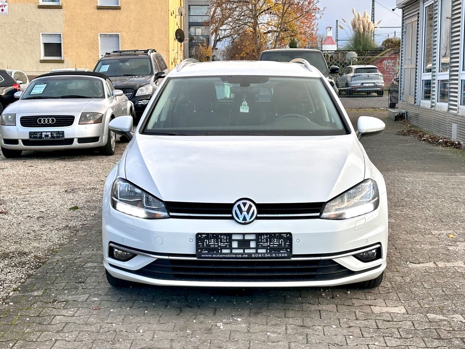 Fahrzeugabbildung Volkswagen GOLF VII VARIANT JOIN*NAVI*
