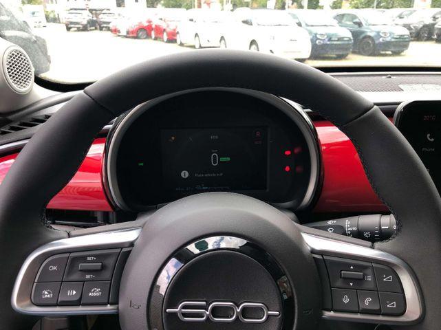 Fiat 600e Red 54 kWh PDC LED Klimaautomatik