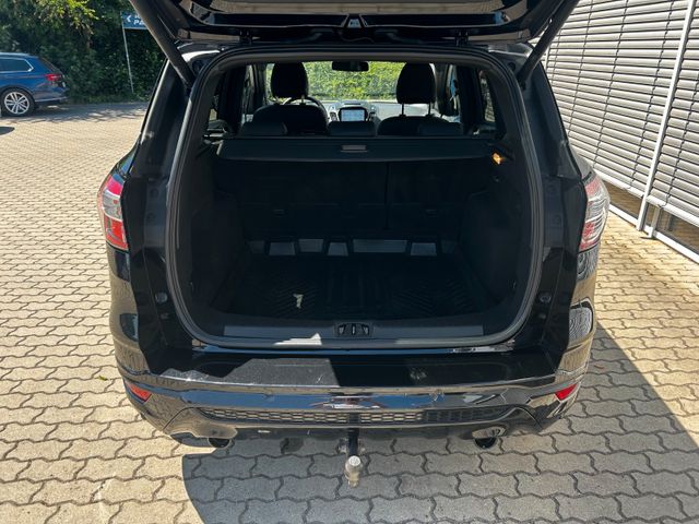 Kuga ST-Line