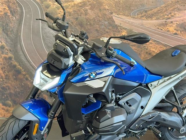 BMW R 1300 R Exclusive + 3 Pakete