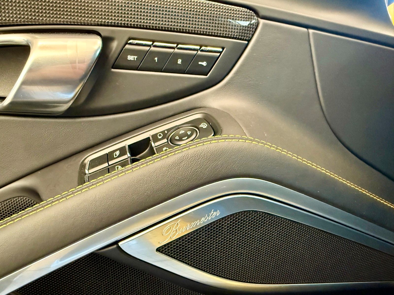Fahrzeugabbildung Porsche 718 Cayman GTS 4.0 PDK PCCB/Burmester/Carbon/ACC