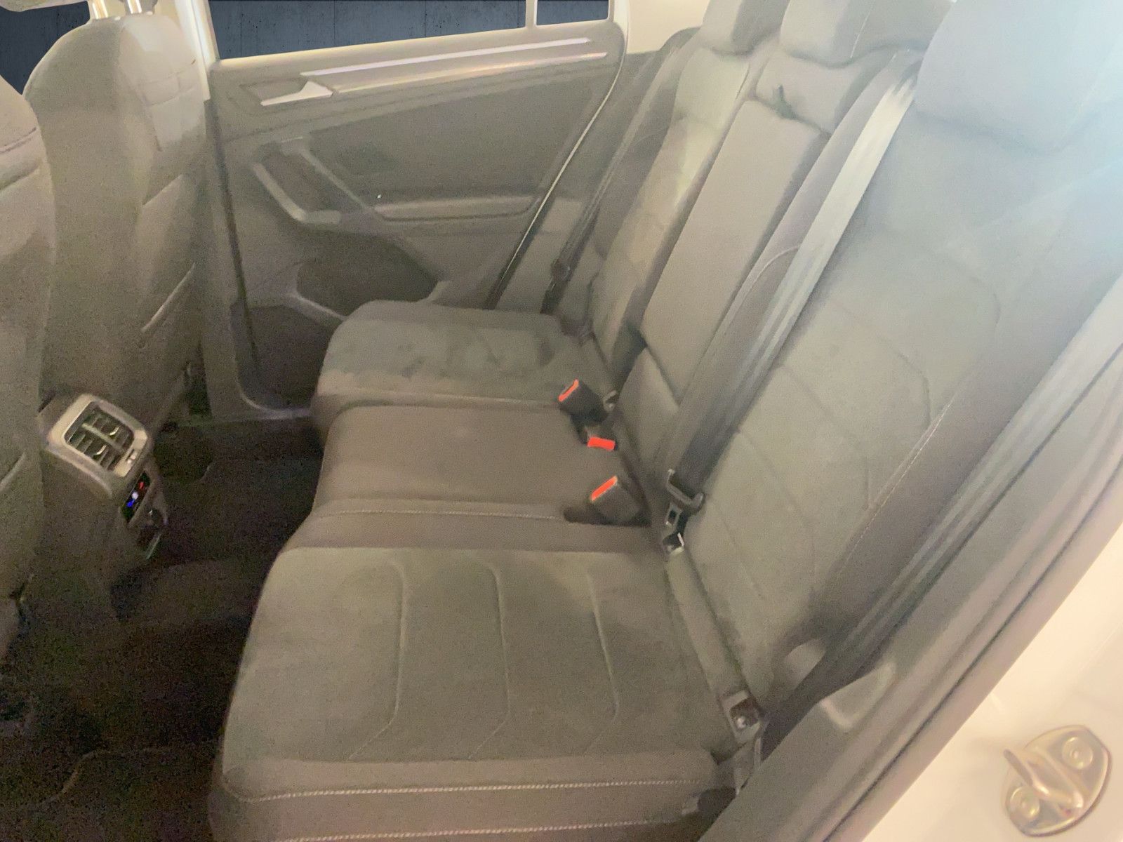Volkswagen Tiguan Elegance eHybrid - DSG - eKLAPPE - APP - foto 18