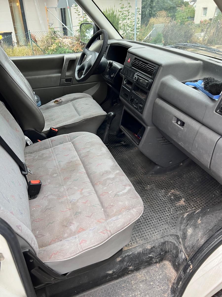 Volkswagen VW T4 Transporter LKW Kasten 2.5TDI TÜV NEU