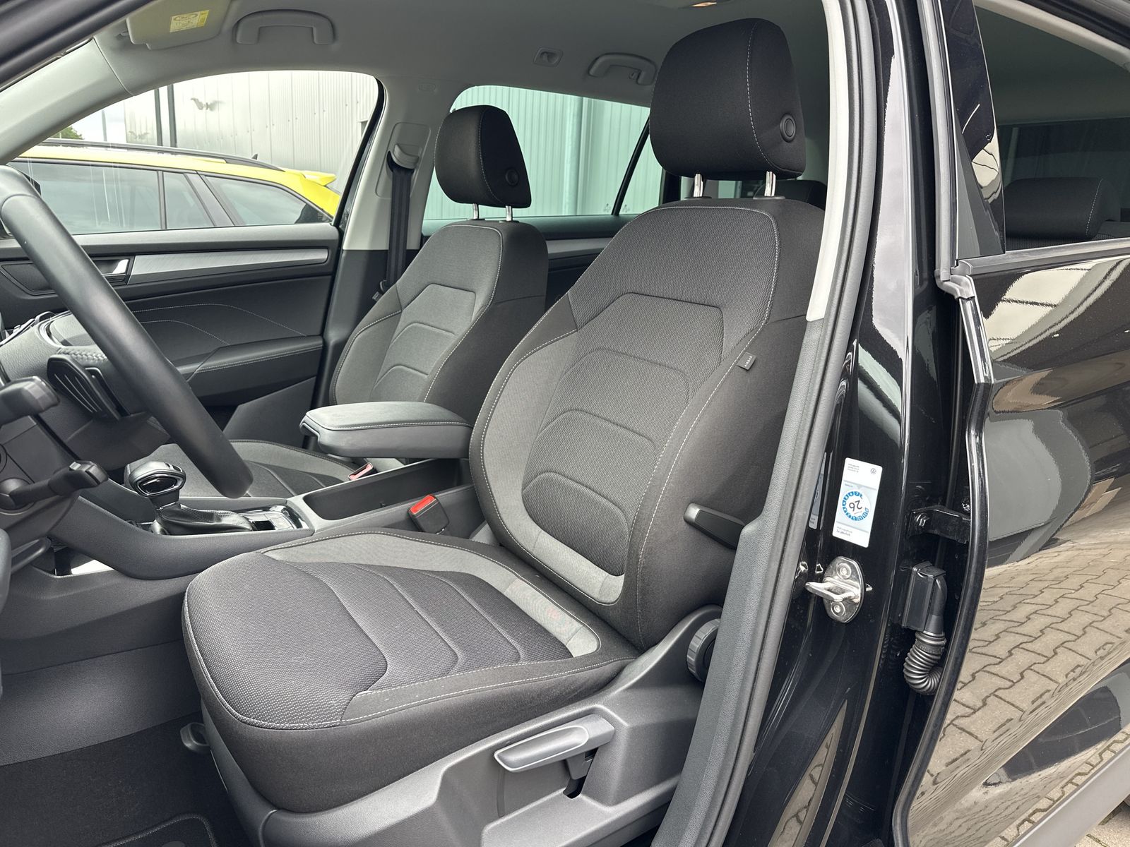 Fahrzeugabbildung SKODA Kodiaq Ambition NAV+MATRIX+ACC+AHK+KAMERA+17ZOLL