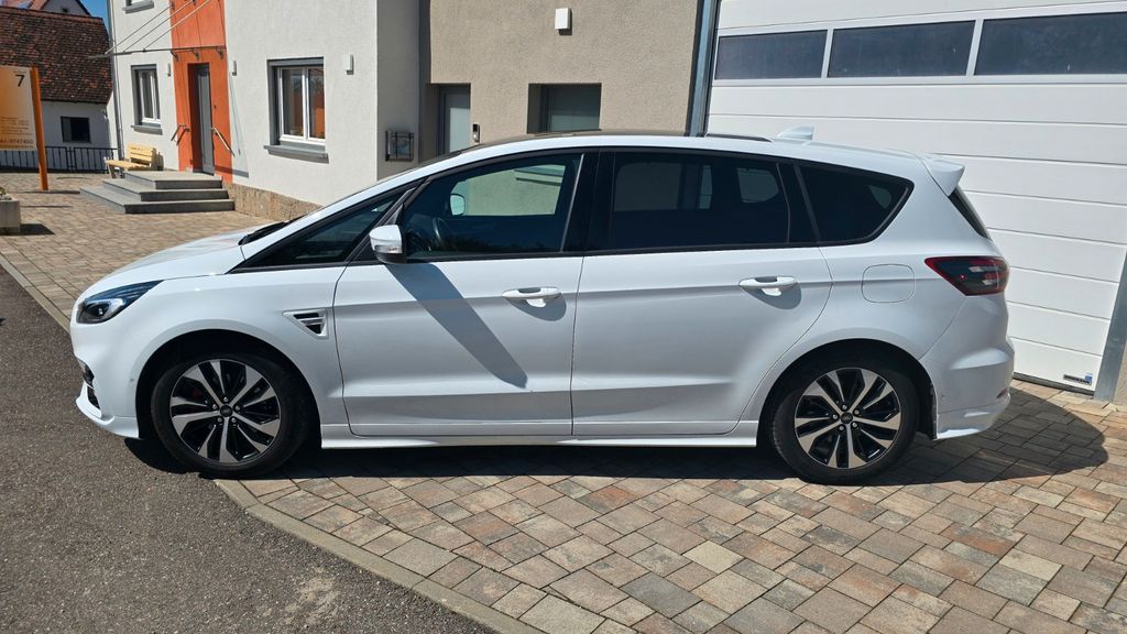 Image of Ford S-Max