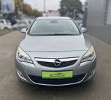 Opel Astra J Lim*Design*PDC*Sitzheiz*2Hand*S-HeftVoll - Opel Astra aus 2011: H