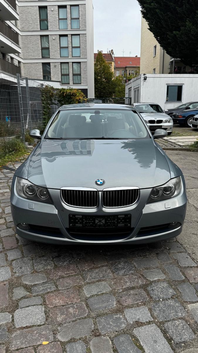 BMW 3 Lim. 325i Leder*Xenon*Schalter*HU NEU!