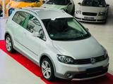 Volkswagen Golf Plus VI Cross Golf -DSG -Erst 69.83 - Volkswagen Golf aus 2012 mit Diesel-Antrieb