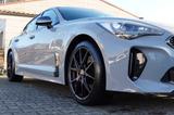 Kia 30.900 € / Stinger 3.3 T-GDI AWD GT - gebrauchte Kia Stinger aus dem Jahr 2019