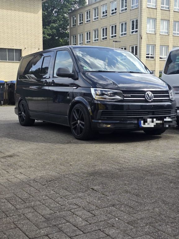 Image of Volkswagen T6 Multivan