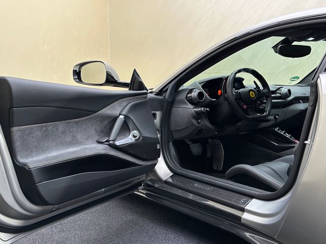 R.W. Exclusive Cars