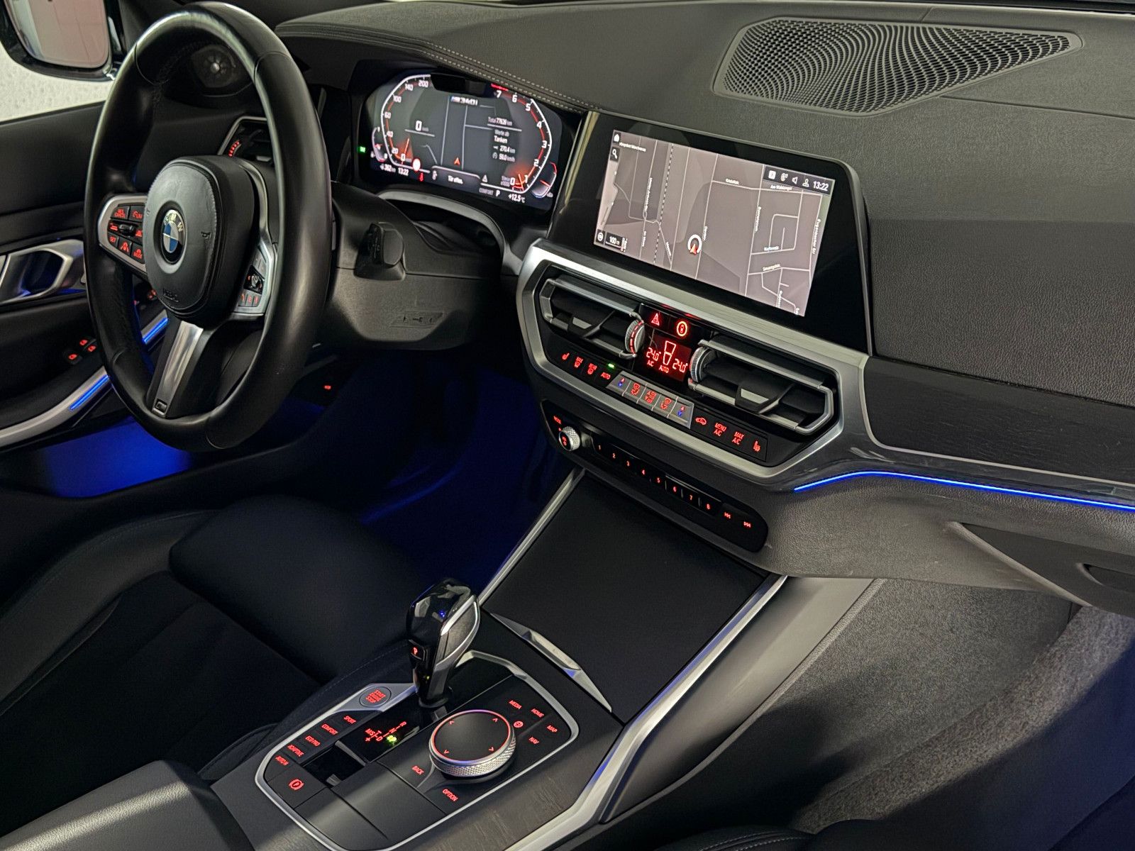 Fahrzeugabbildung BMW M340 i xDrive/PANO/HuD/H&K/VRTL/LASER/DE FZG