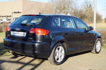 Audi A3 Sportback TDI Attraction NAVI-KLIMA-TEMPOMAT-