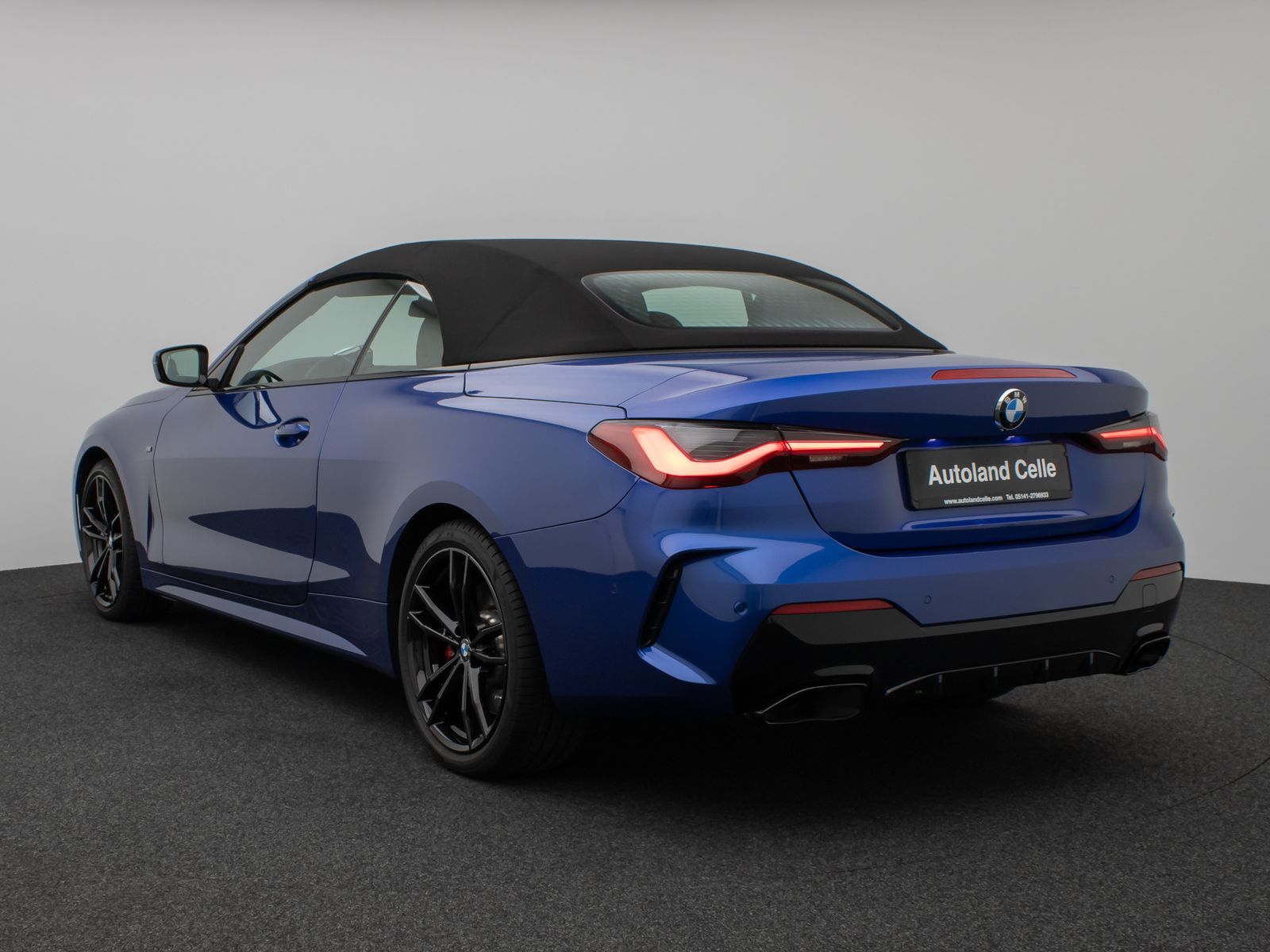 Fahrzeugabbildung BMW M440i xD Laser Kamera HUD DAB H/K Komfort 19Zoll