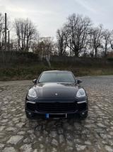 Porsche Cayenne Diesel Platinum Edition Platinum Edition - Porsche Gebrauchtwagen in Köln