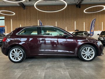 MYAUTOCENTER – Gebraucht- und Jahreswagen mit Werkstattservice in Pfaffenhofen Audi A3 attraction *Panorama*Klima*Freisprech*Xenon*