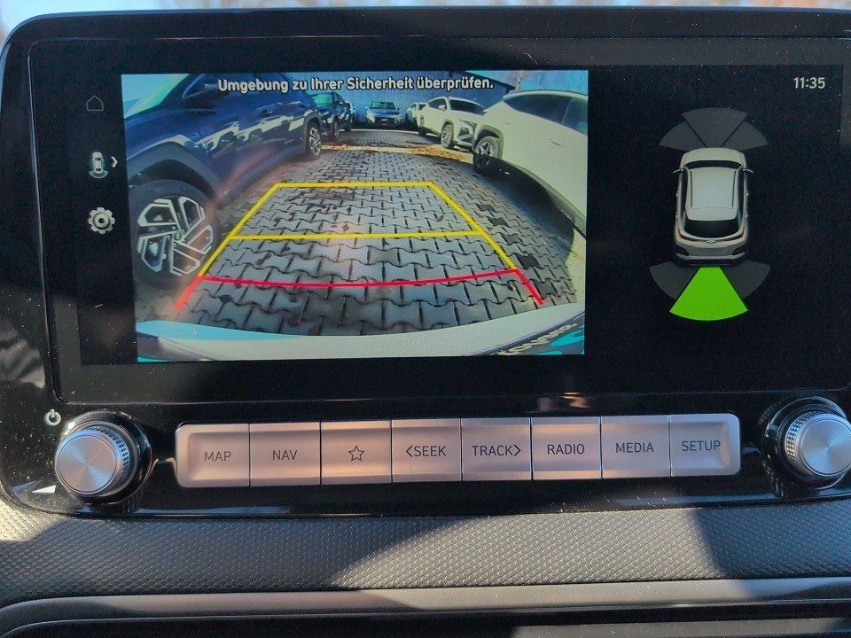 Fahrzeugabbildung Hyundai KONA EV 39kWh TREND NAV-P 1HD GARANTIE-11.28 LED