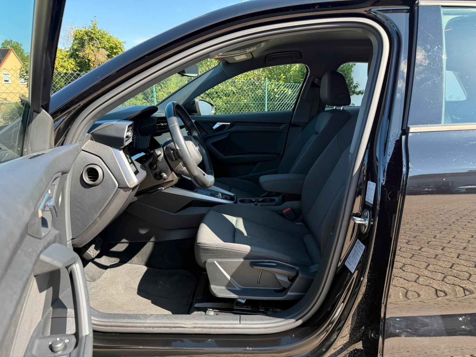 Audi A3 Spb. 30 TFSI S-tr. AHK GRA KAMERA LED, миниатюра 12