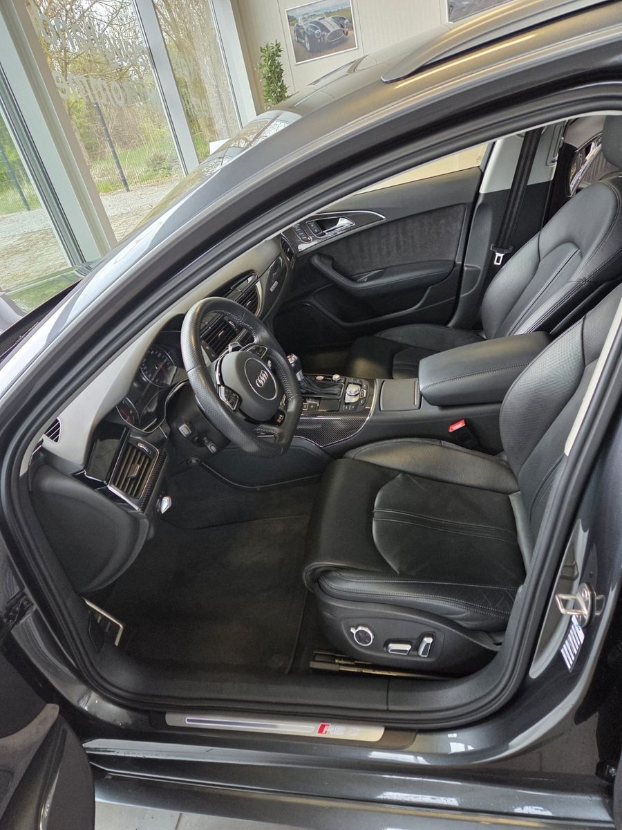 Fahrzeugabbildung Audi RS6 RS 6 Avant  quattro performance/Keramikbrems