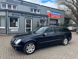 Mercedes-Benz E 240 T AHK°AUTOM°SZHG°TEMPOM°NAVI°PDC°XENON°TÜV