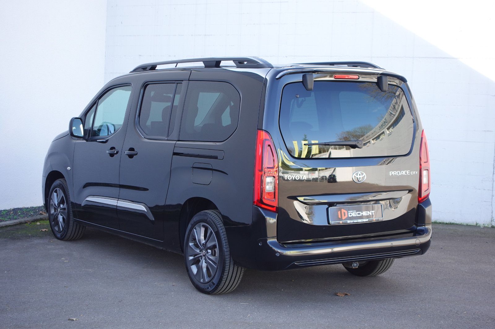Fahrzeugabbildung Toyota Proace City Verso L2 Executive 1.2T,Navi,Kamera