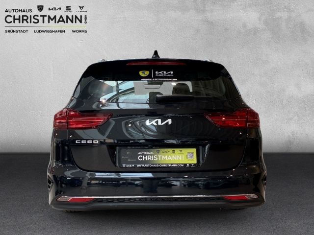 Fahrzeugabbildung Kia Ceed_sw VISION 1.5 T-GDI *KOMFORT-PLUS-PAKET*NAV