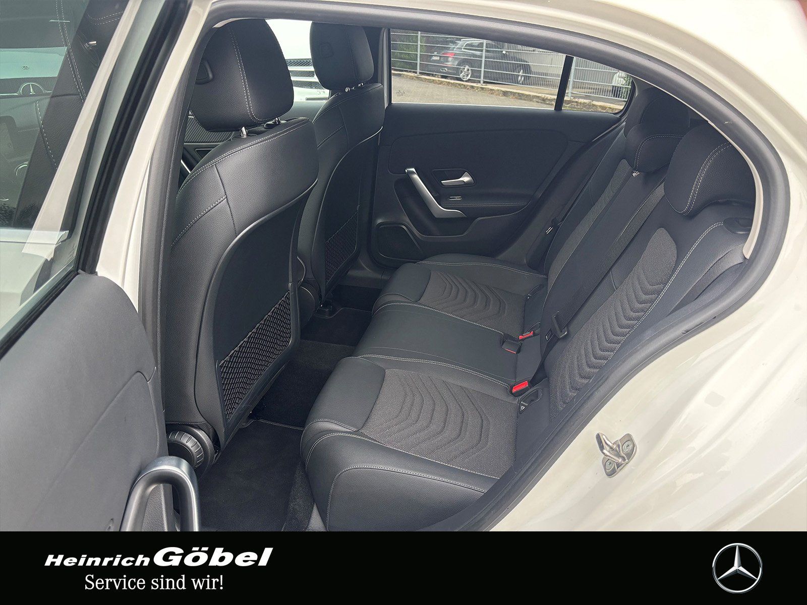 Fahrzeugabbildung Mercedes-Benz A 180 PROGRESSIVE*LED*KAMERA*SPURHALTE*