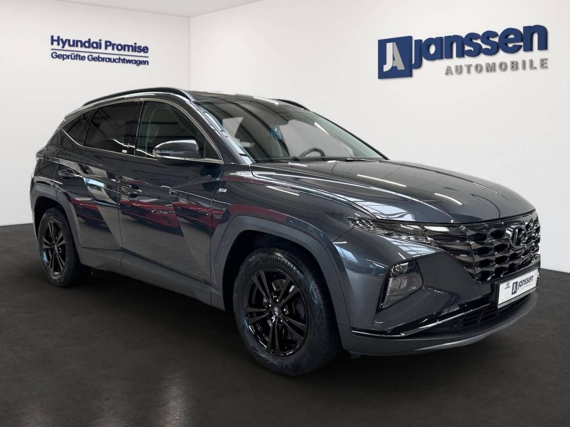 Fahrzeugabbildung Hyundai TUCSON Select, LED-Grilldesign, Funktions-Paket,