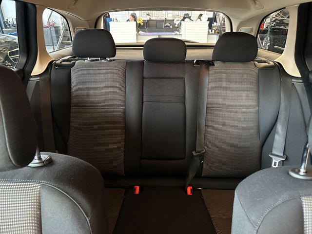 MYAUTOCENTER – Gebraucht- und Jahreswagen mit Werkstattservice in Pfaffenhofen Mercedes-Benz C 250 C T-Modell *2-ZONEN*TEMPO*Navi*SZHZ*PDC*
